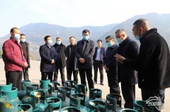 <b>覃昌德查抄指点平安出产和疫情防控工做时要求</b>